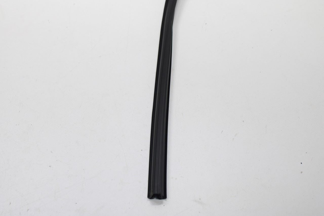 17-22 Nissan Rogue Sport SL AWD RR LH Door Run Channel Belt Outer Inner Molding - Alshned Auto Parts