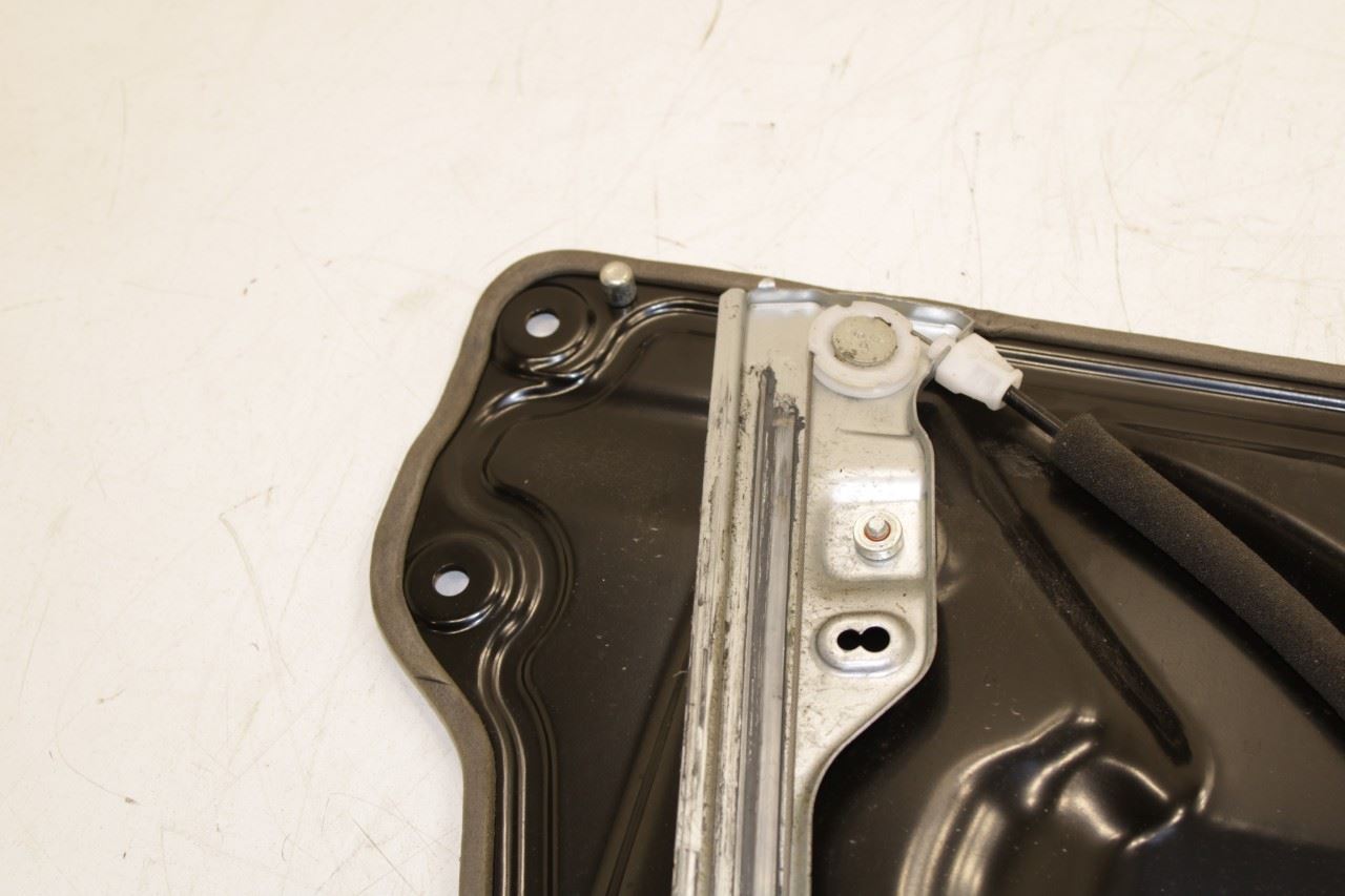 2014-2017 Infiniti QX50 Front Right Door Window Regulator w/ Carrier Plate - Alshned Auto Parts