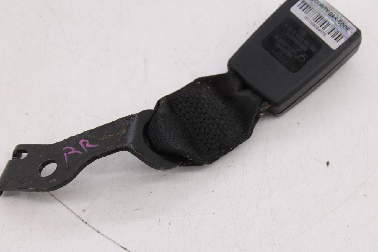 10-16 Mercedes-Benz E350 Rear RH LH Side and Center 2nd Row Seat Belt Buckle Set4