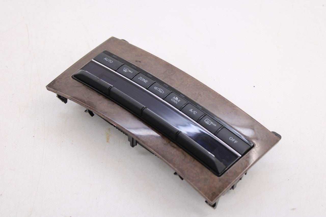 2010-13 Mercedes-Benz E 350 Luxury 4Matic AC Heater Temperature Climate Control11