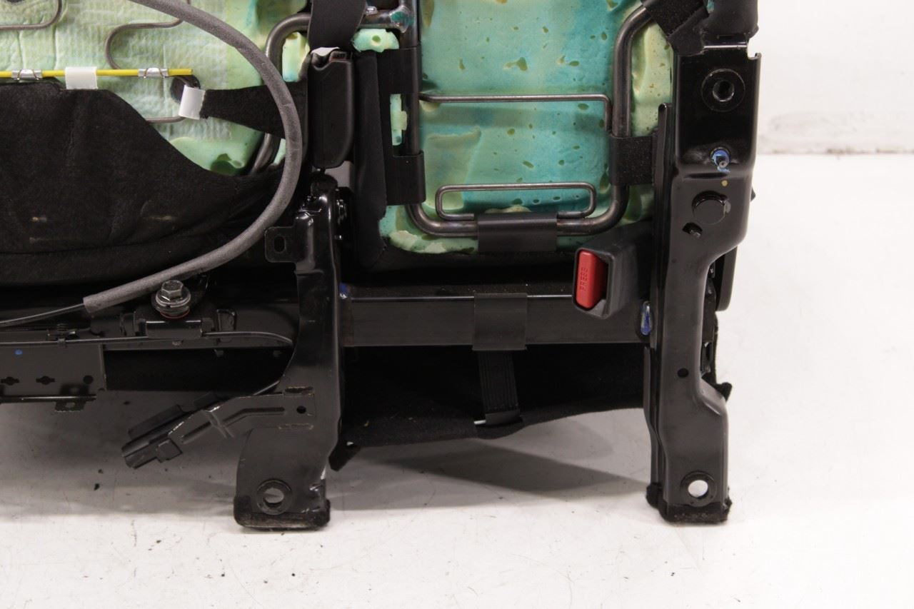 22-23 Hyundai Tucson SEL Rear Right 2nd Row Seat Complete w/ Seat Belt Retractor - Alshned Auto Parts