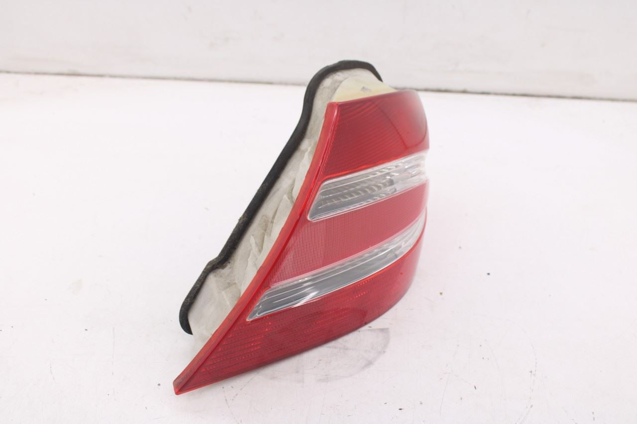 2003-2005 Mercedes-Benz CLK 320 Rear Right Side Tail Light Lamp 209-820-02-64 - Alshned Auto Parts