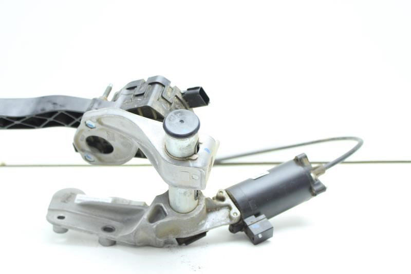 11-12 Ford F250 SD Gas Throttle Accelerator Pedal w/ Motor Bracket BC3Z-9F836-H - Alshned Auto Parts