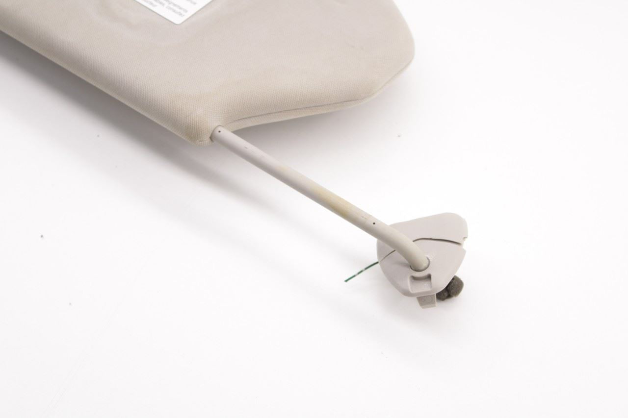 18-20 Infiniti QX60 Pure Front Passenger RH Side Sun Visor w/ Illuminated Mirror - Alshned Auto Parts