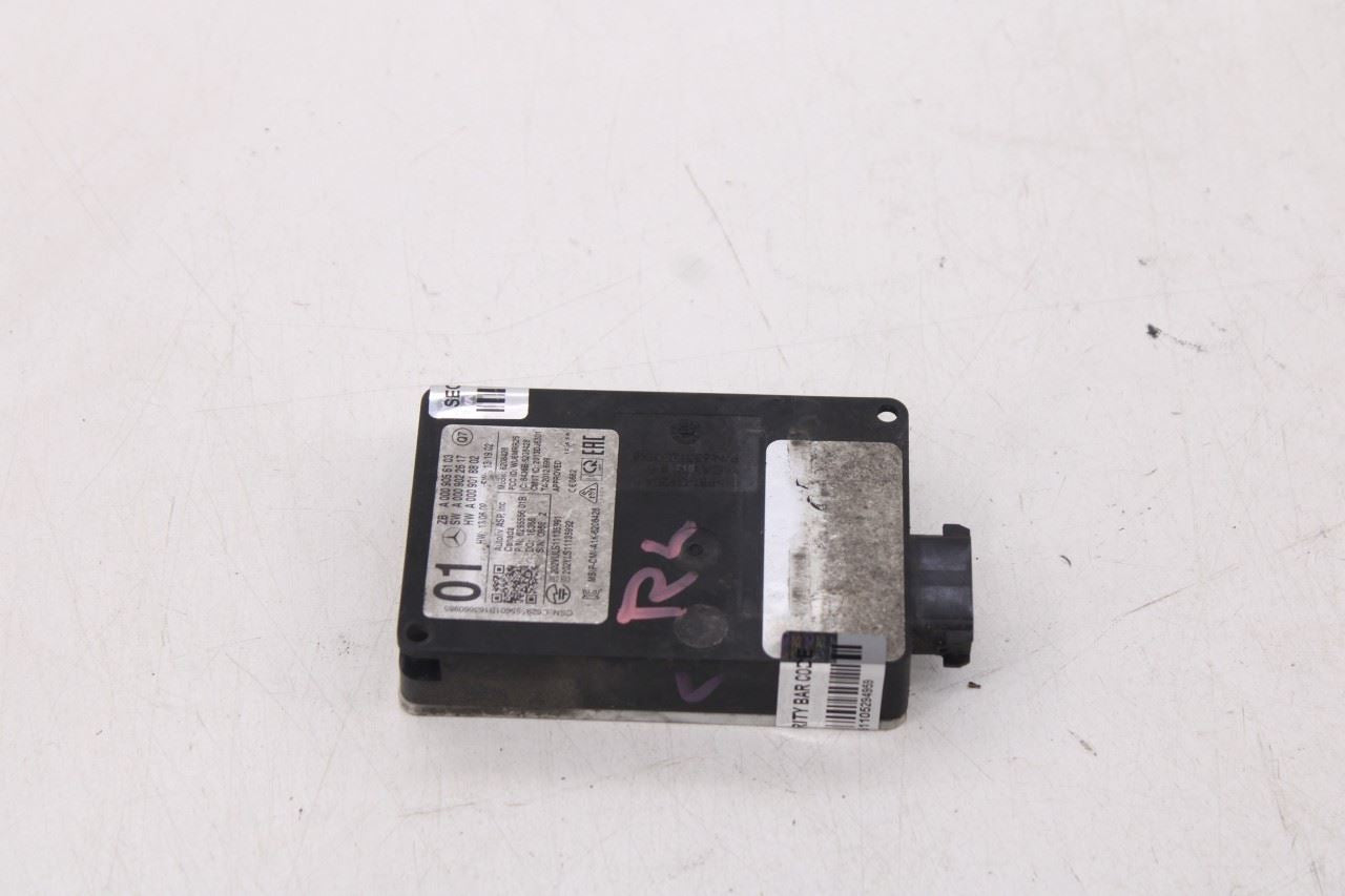 2012-2018 Mercedes-Benz C300 4Matic Rear Left Blind Spot Radar Sensor Module2