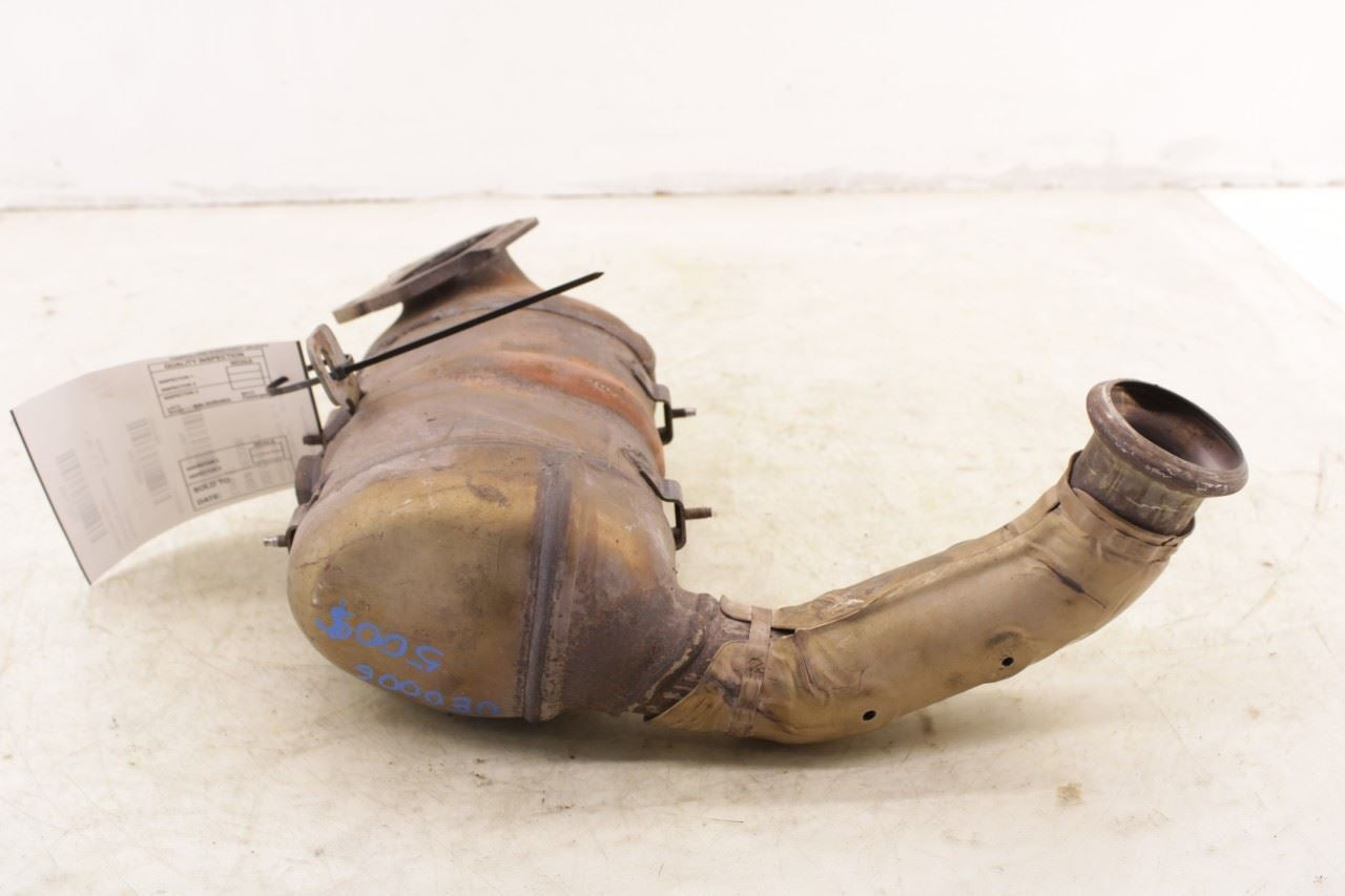 2017-18 Chrysler Pacifica Limited 3.6L FWD Rear Exhaust Manifold 68184161AB OEM - Alshned Auto Parts