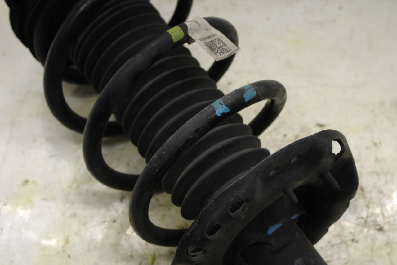 2015-20 Kia Sorento LX 3.3L FWD Front Passenger Right Side Shock Strut Absorber - Alshned Auto Parts