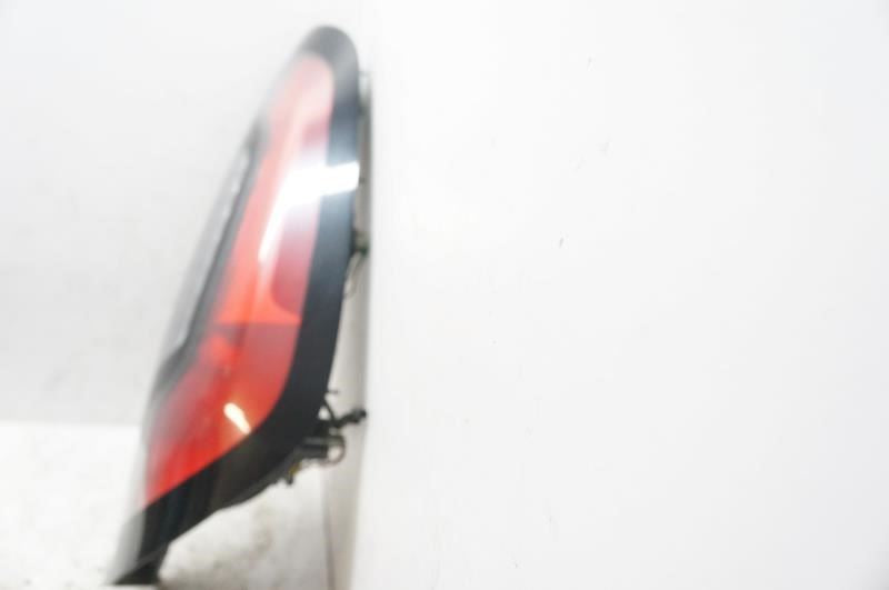 2014-2019 Kia Soul Rear Right Passenger Side Tail Light Lamp 92402-B2010 OEM - Alshned Auto Parts
