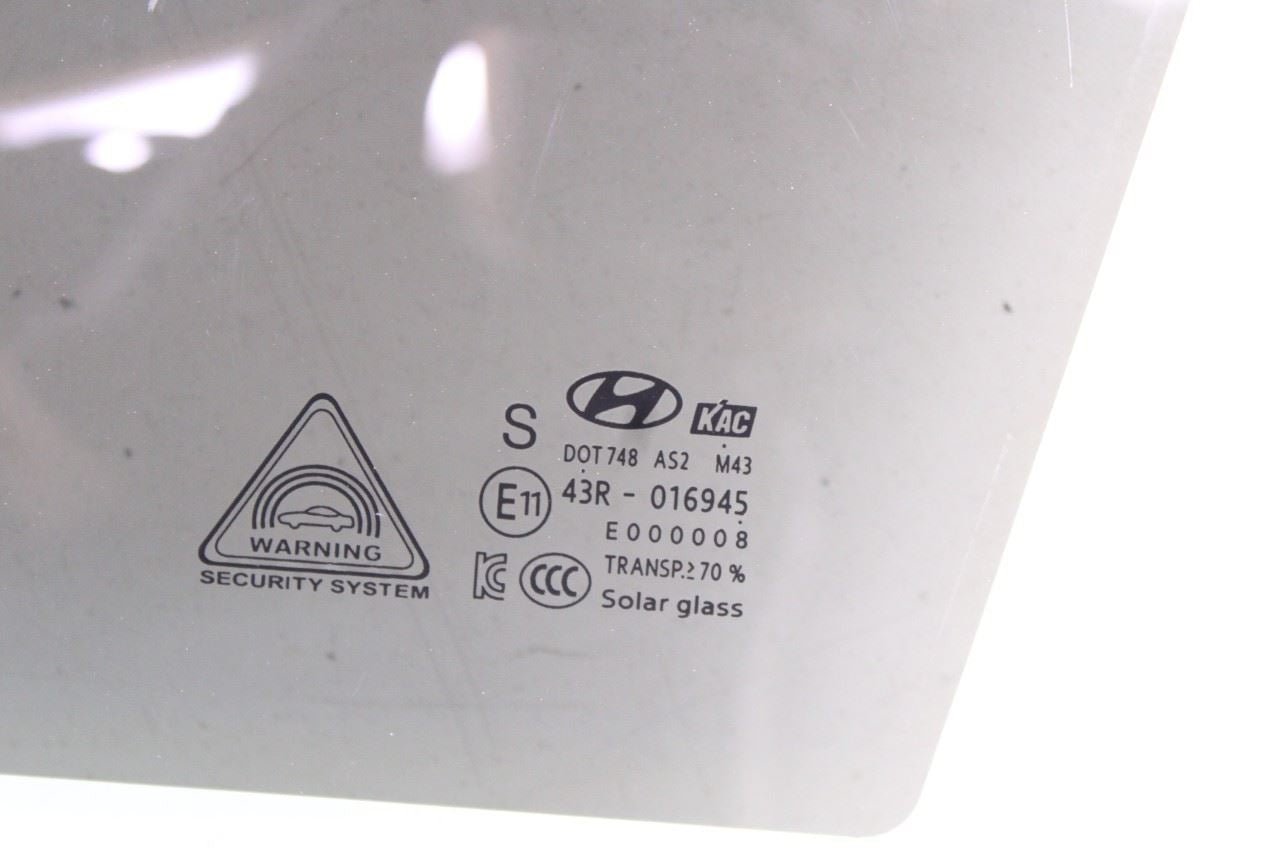 2019-2023 Hyundai Santa Fe SEL Front Left Side Door Window Glass 82411-S2000 OEM - Alshned Auto Parts