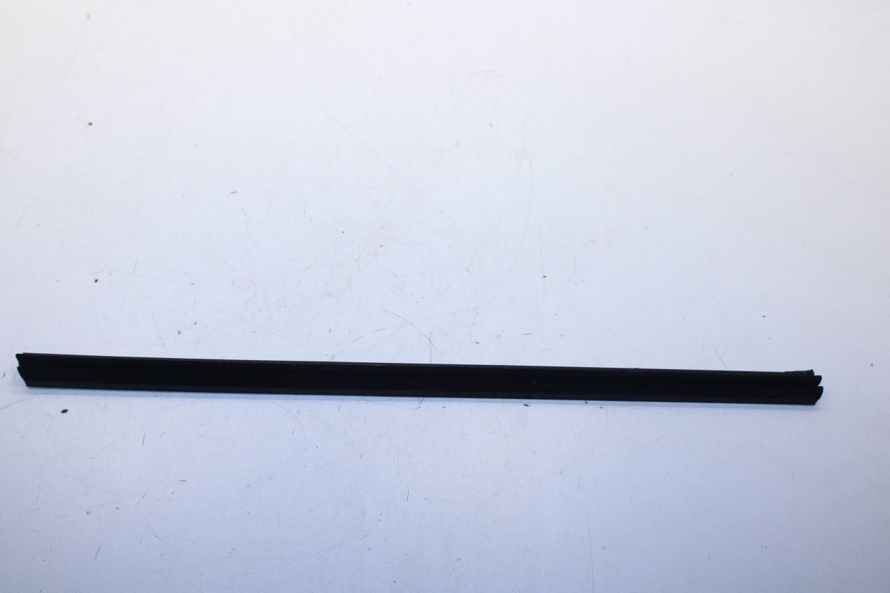 20-25 Kia Soul LX Rear Right Door Run Guide Channel w/ Belt Molding Weatherstrip - Alshned Auto Parts