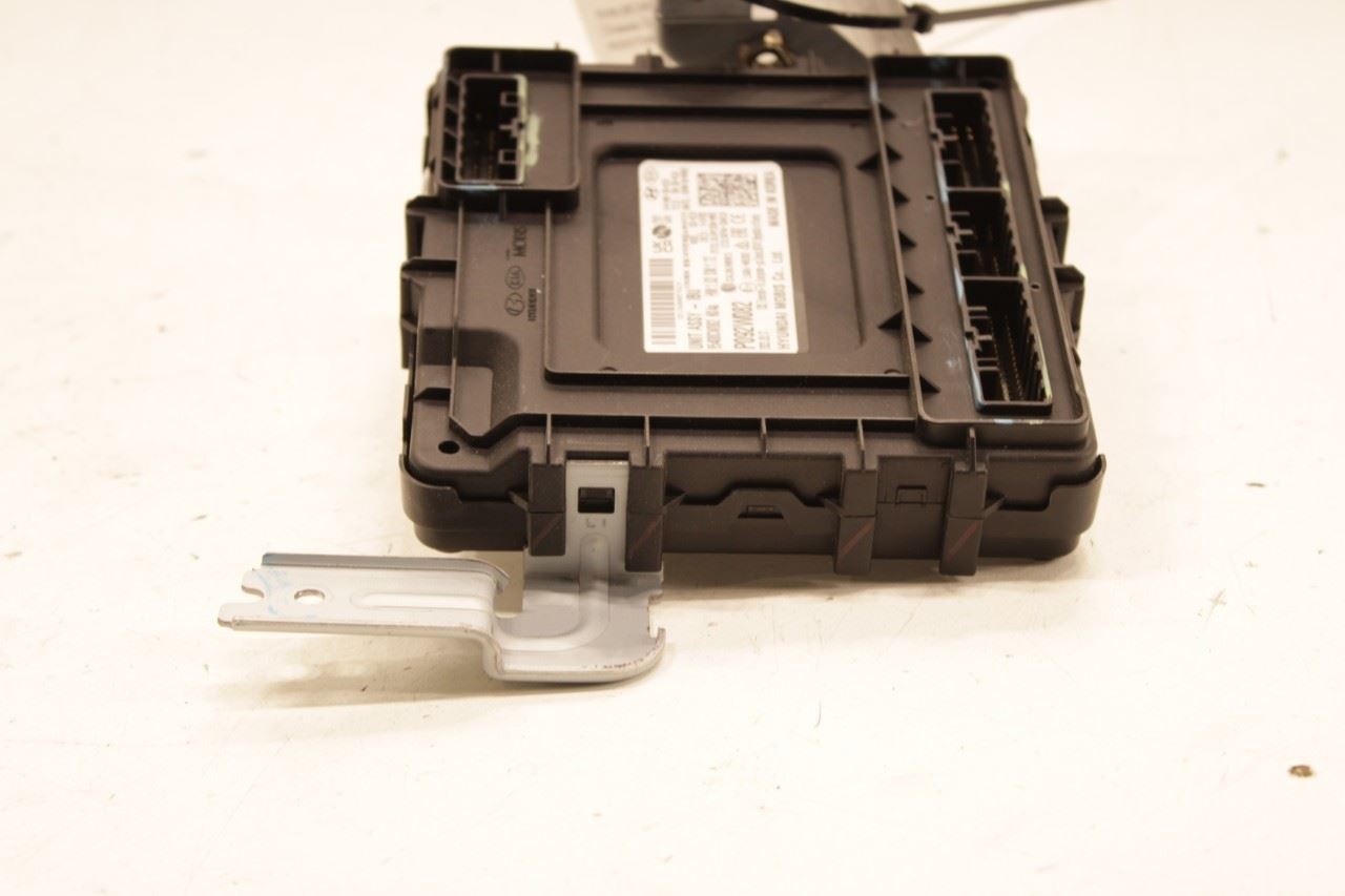 2022-2023 Hyundai Tucson SEL Body Computer Control Module BCM BCU 95400-CW082 - Alshned Auto Parts