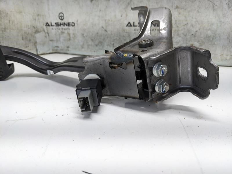 2016-2018 Kia Optima Pedal Brake Assembly Clutch 32800C1100 OEM - Alshned Auto Parts
