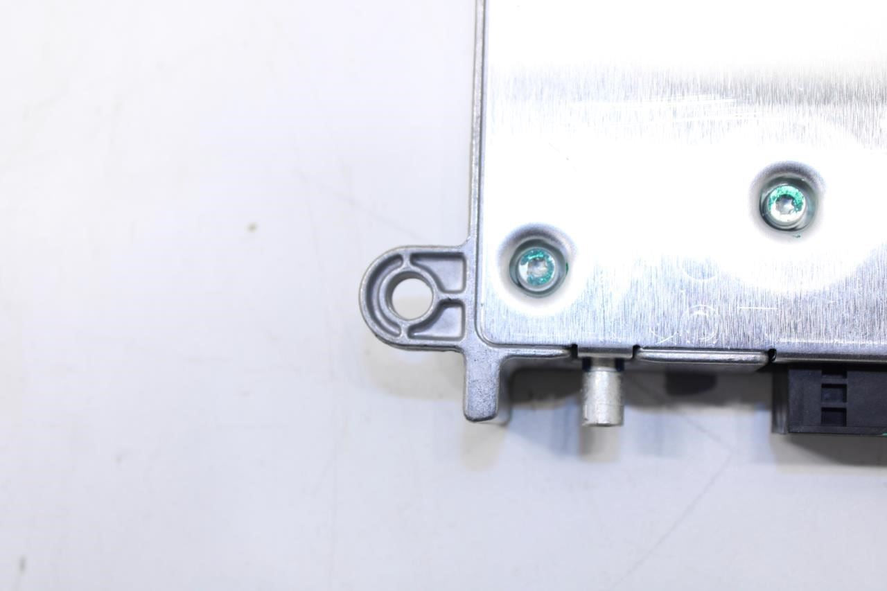 07-2013 Mercedes-Benz S550 Voice Communication Control Module 204-820-20-85 OEM - Alshned Auto Parts