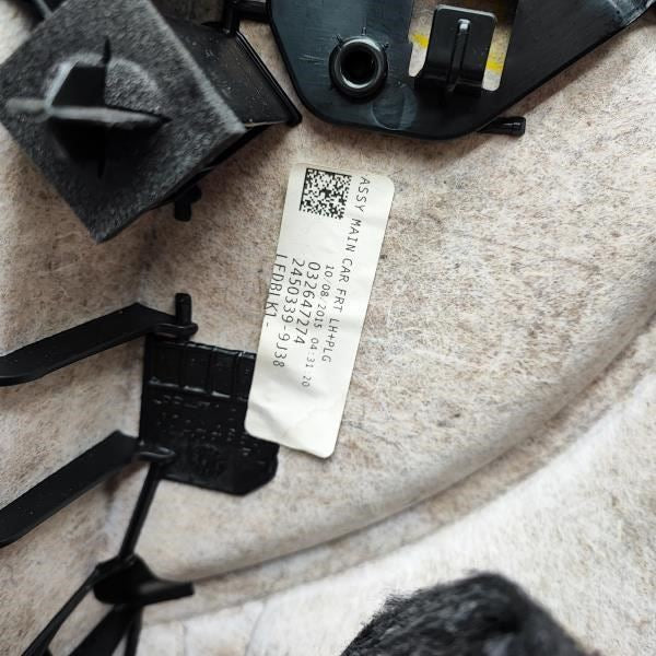 2015-2021 Mercedes-Benz C300 Front Left Side Door Trim Panel 2057205311649H1512