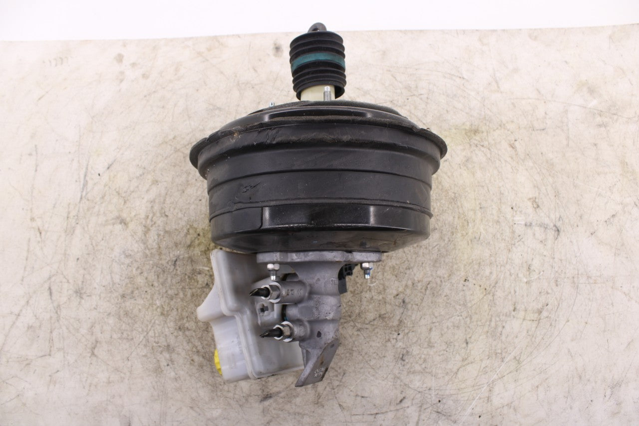 2014-15 Dodge Durango SXT 3.6L Power Brake Booster w/ Master Cylinder 68190182AG2