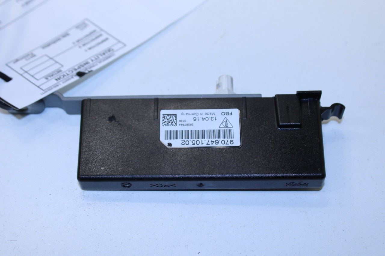 2011-2016 Porsche Panamera 4 Left Side Antenna Amplifier Booster Control Module - Alshned Auto Parts