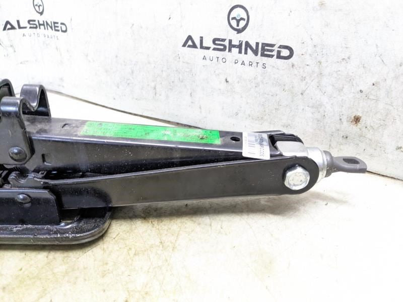 2009-2014 Kia Sorento Spare Tire Floor Jack 09110-2P000 OEM - Alshned Auto Parts