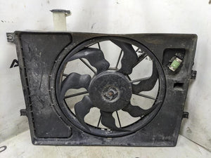 2014-2018 Kia Forte Radiator Cooling Fan Motor Assembly 25380-3X500 OEM