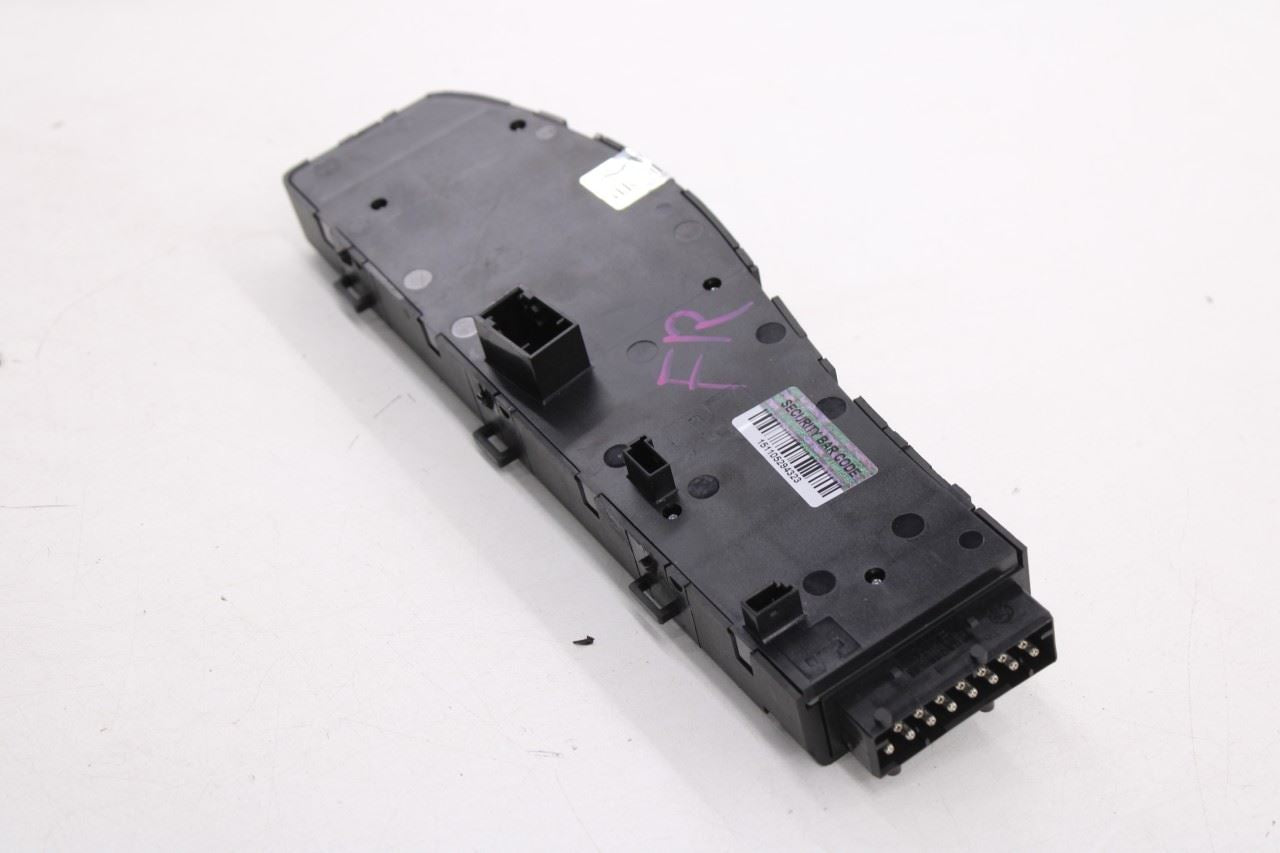 10-12 Land Rover Range Rover HSE Front Right Power Seat Control Switch YUB50054015
