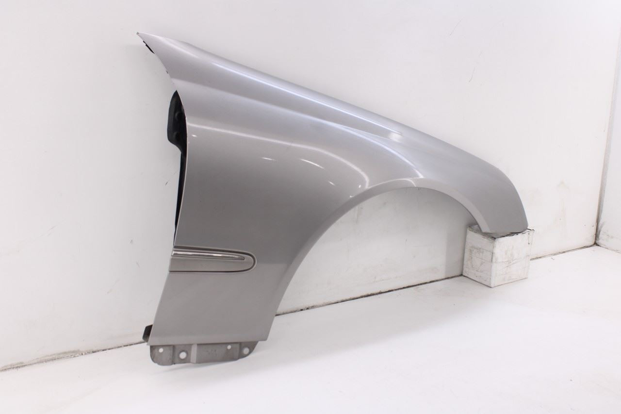 2003- 2005 Mercedes-Benz CLK 320 Front Right Side Fender Panel 2098800418 OEM6