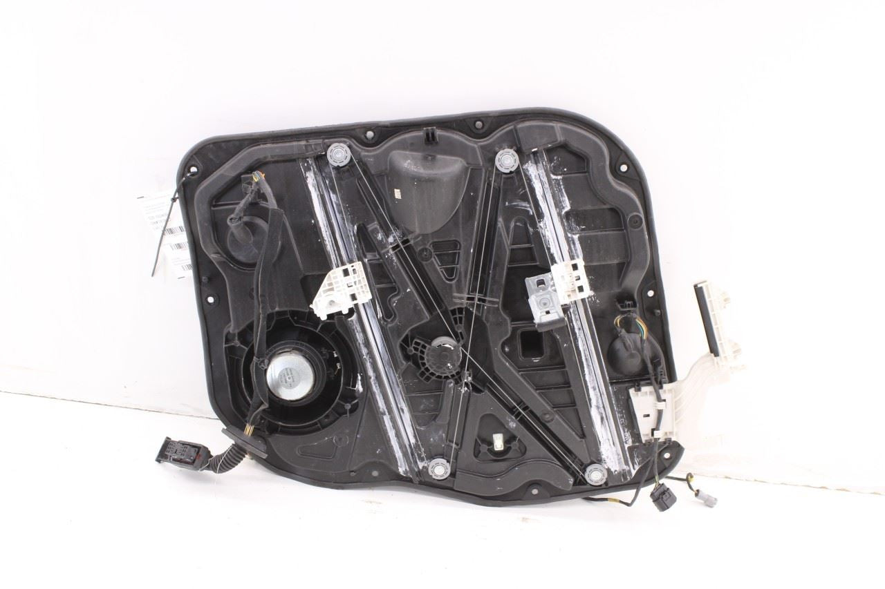 19-20 Hyundai Santa Fe SEL Front Right Door Window Regulator w Carrier and Motor - Alshned Auto Parts