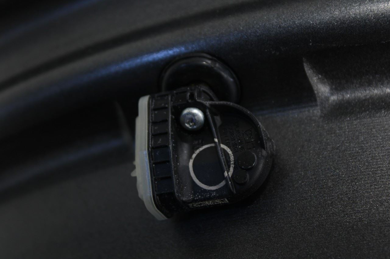 15-16 Ford F150 SuperCab Lariat Aluminum Wheel R18x7.5J 6 Spoke FL34-1007-CA OEM - Alshned Auto Parts