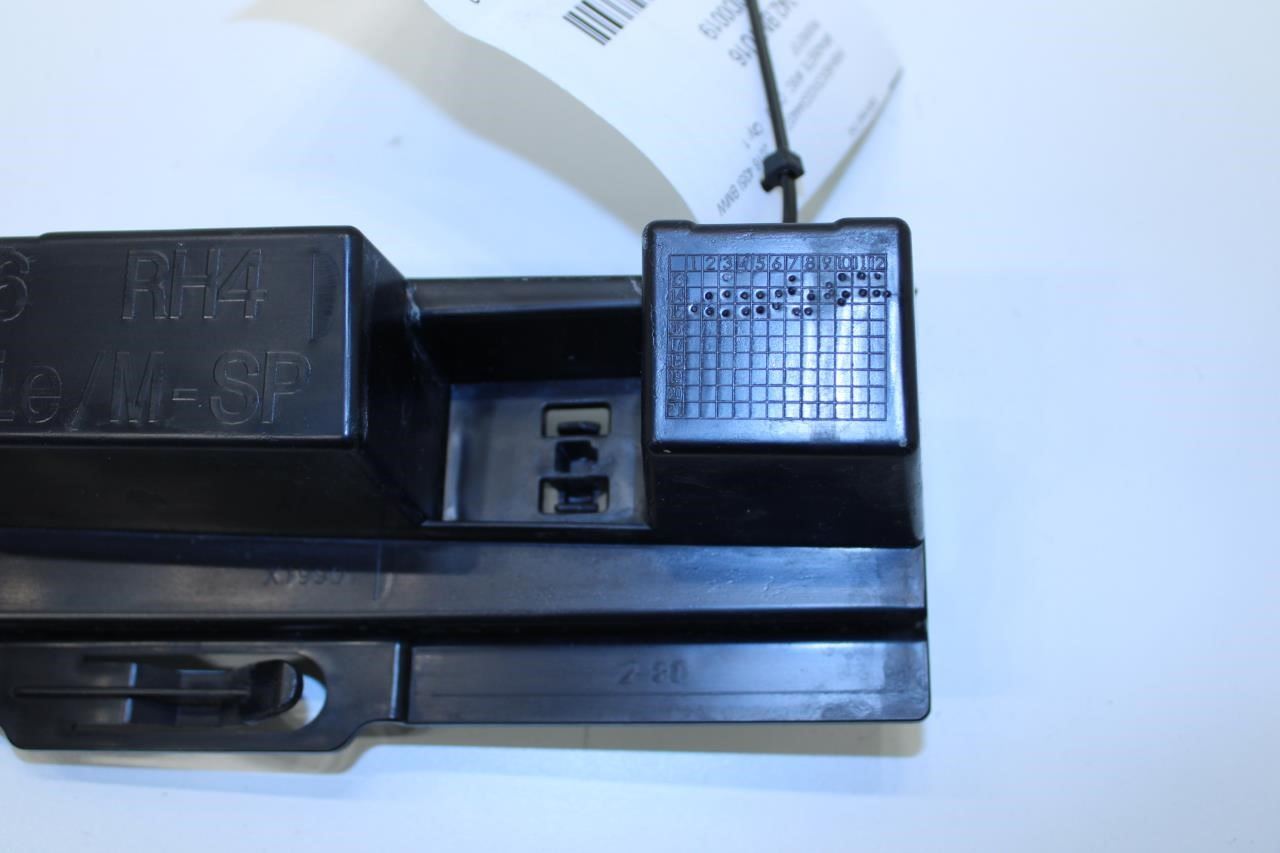 15-16 BMW 435i Gran Coupe Right Rocker Panel Molding Support Set 51777320210 OEM - Alshned Auto Parts