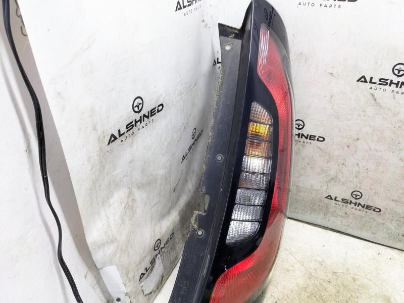 2014-2019 Kia Soul Rear Right Passenger Side Tail Light Lamp 92402-B2030 OEM - Alshned Auto Parts