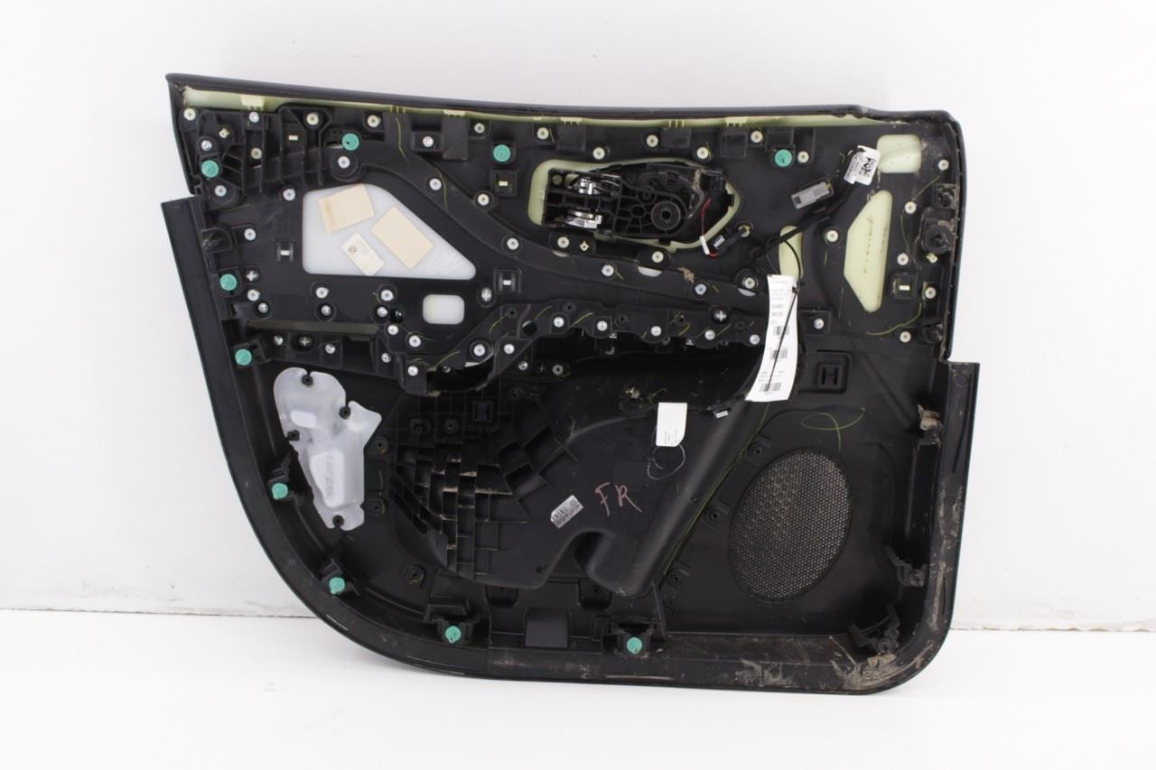 2017-2018 Jeep Cherokee Limited Front Right Side Door Trim Panel 6MD222X9AA OEM - Alshned Auto Parts