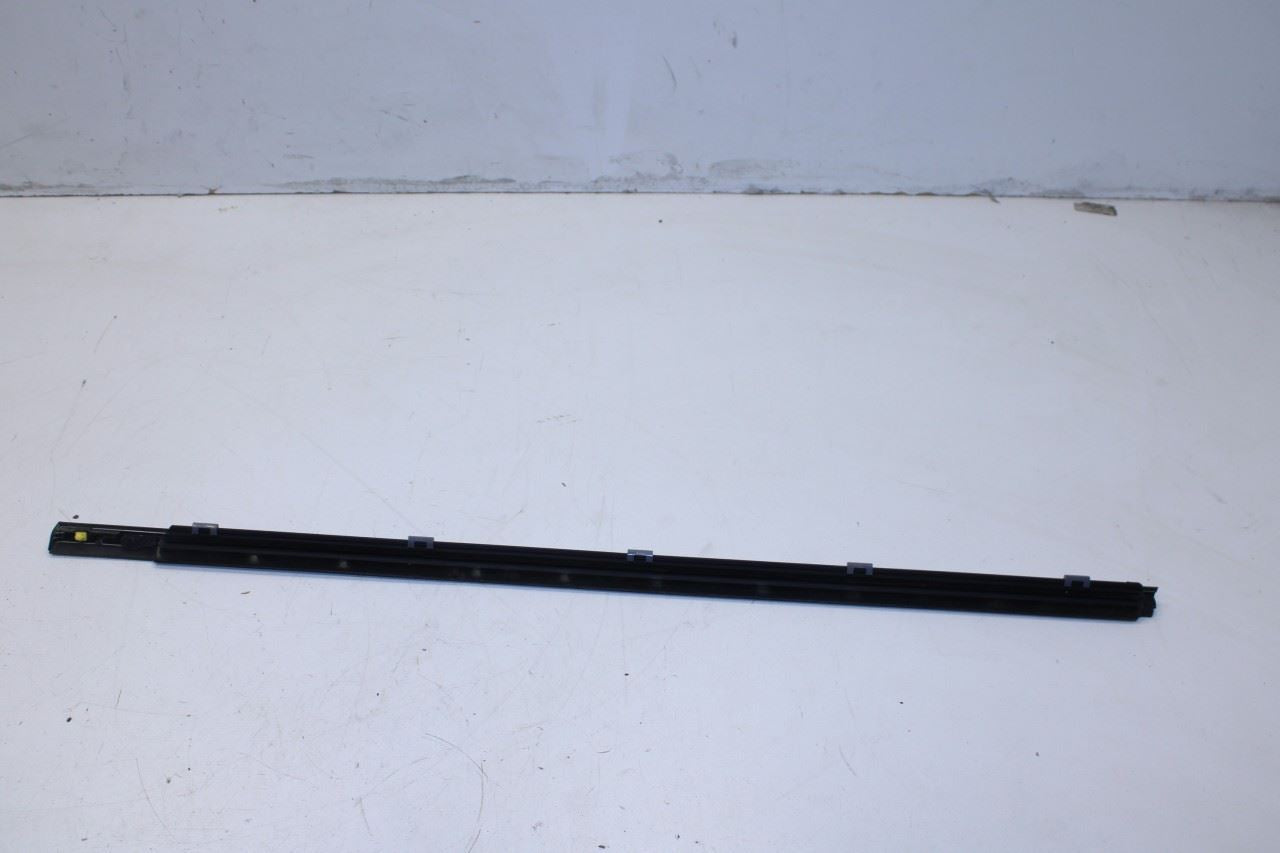 2020-2025 Kia Soul LX Front Right Door Run Channel w/ Belt Molding Weatherstrip - Alshned Auto Parts
