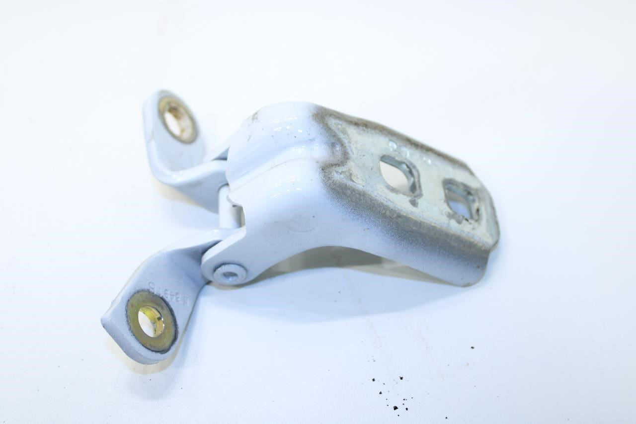 2017-2023 GMC Acadia SLT-1 Front LH Door Hinge Upper and Lower Pair 13583618 OEM - Alshned Auto Parts