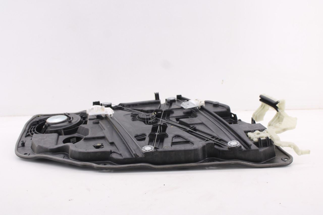 21-26 Hyundai Elantra SE Front Right Door Window Regulator w/ Carrier and Motor11