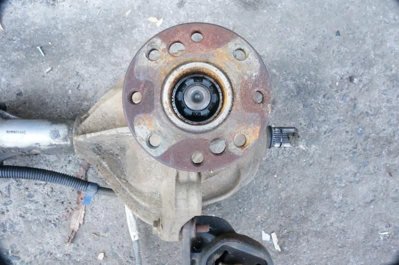 2006-2010 Ram 1500 5.7L 4WD Front Axle Differential Carrier 3.55 ratio 205MM HD6
