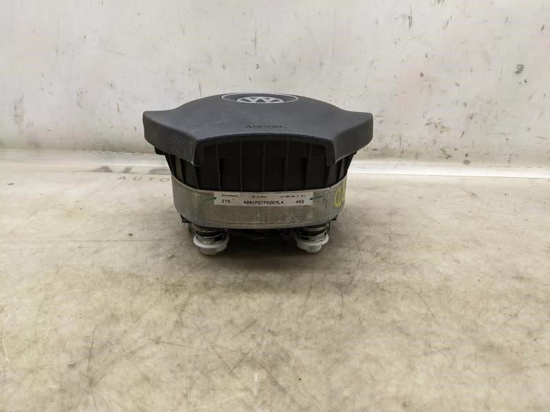 2010-2018 Volkswagen Jetta Left Driver Steering Wheel Air Bag 1KM-880-201-G-81U OEM