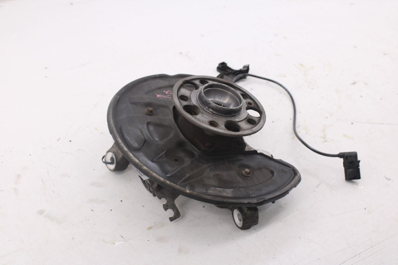 2015-2023 Mercedes-Benz C300 4Matic Rear Right Side Side Spindle Knuckle Hub2