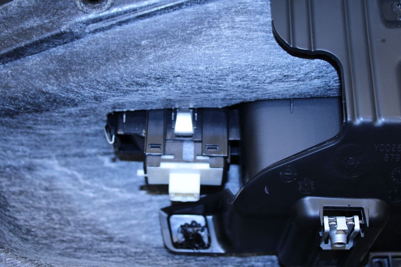 2020-2021 Jeep Renegade Sport Rear Left Driver Door Trim Panel 6ZY44LXHAA OEM - Alshned Auto Parts