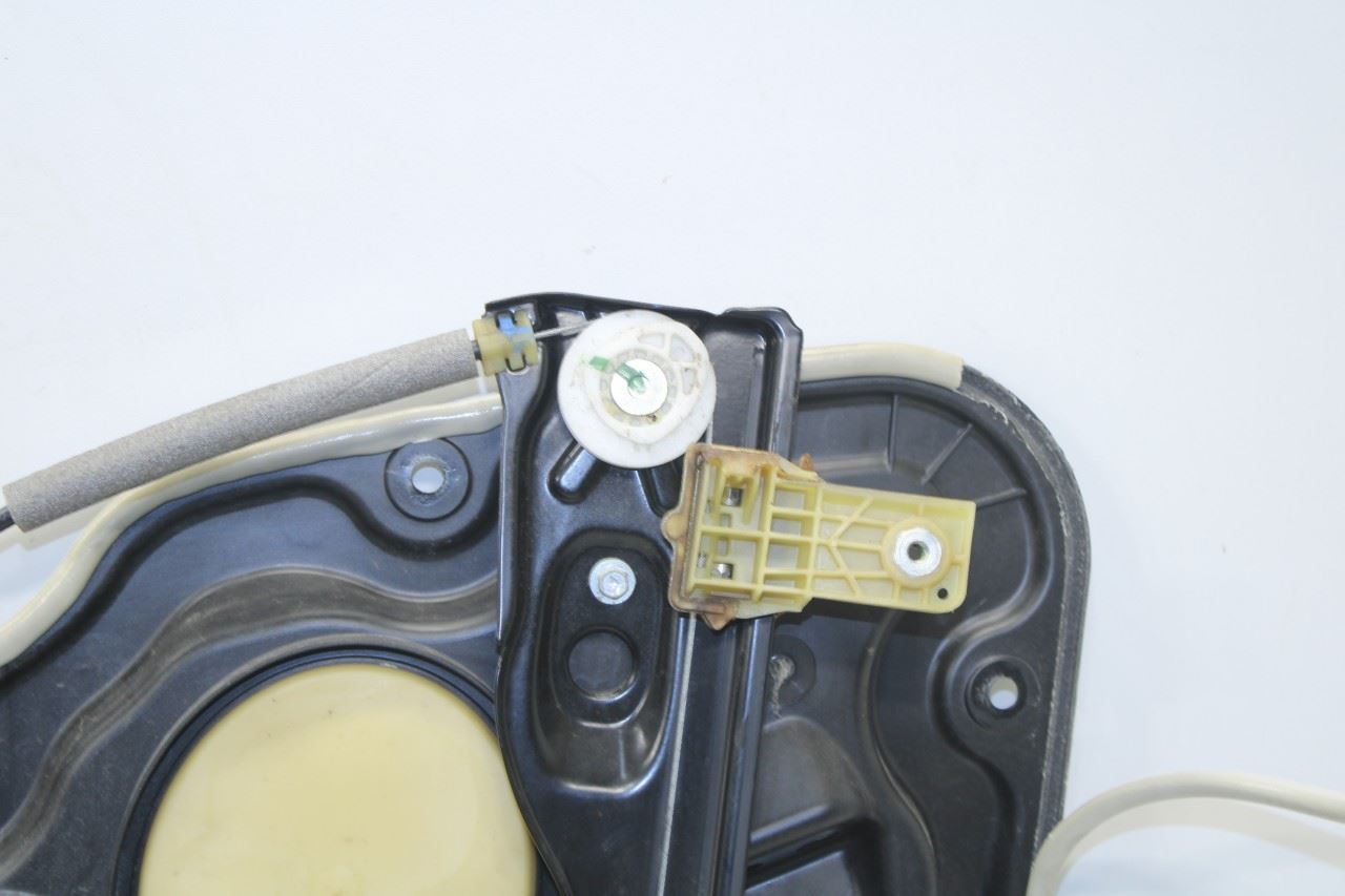14-23 Jeep Cherokee 75th Anniversary Front Left Door Window Regulator w/ Carrier - Alshned Auto Parts