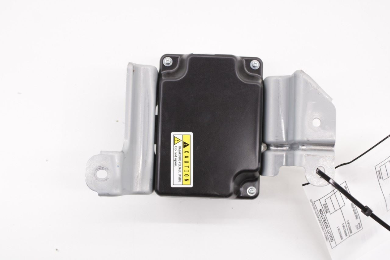 2018-26 Chrysler Pacifica Limited Power Supply Voltage Inverter Converter Module6