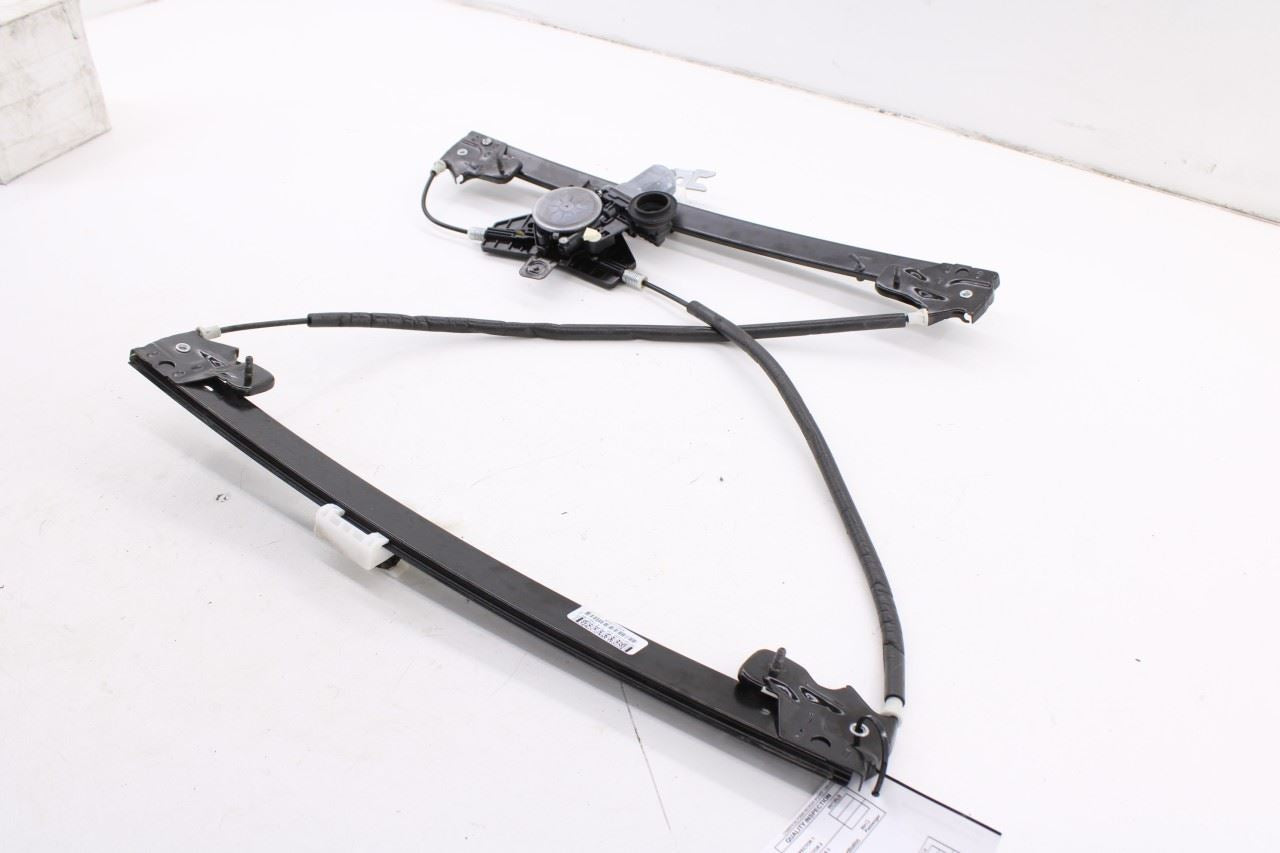 2014-20 Infiniti QX60 Front Right Passenger Side Door Window Regulator w/ Motor4