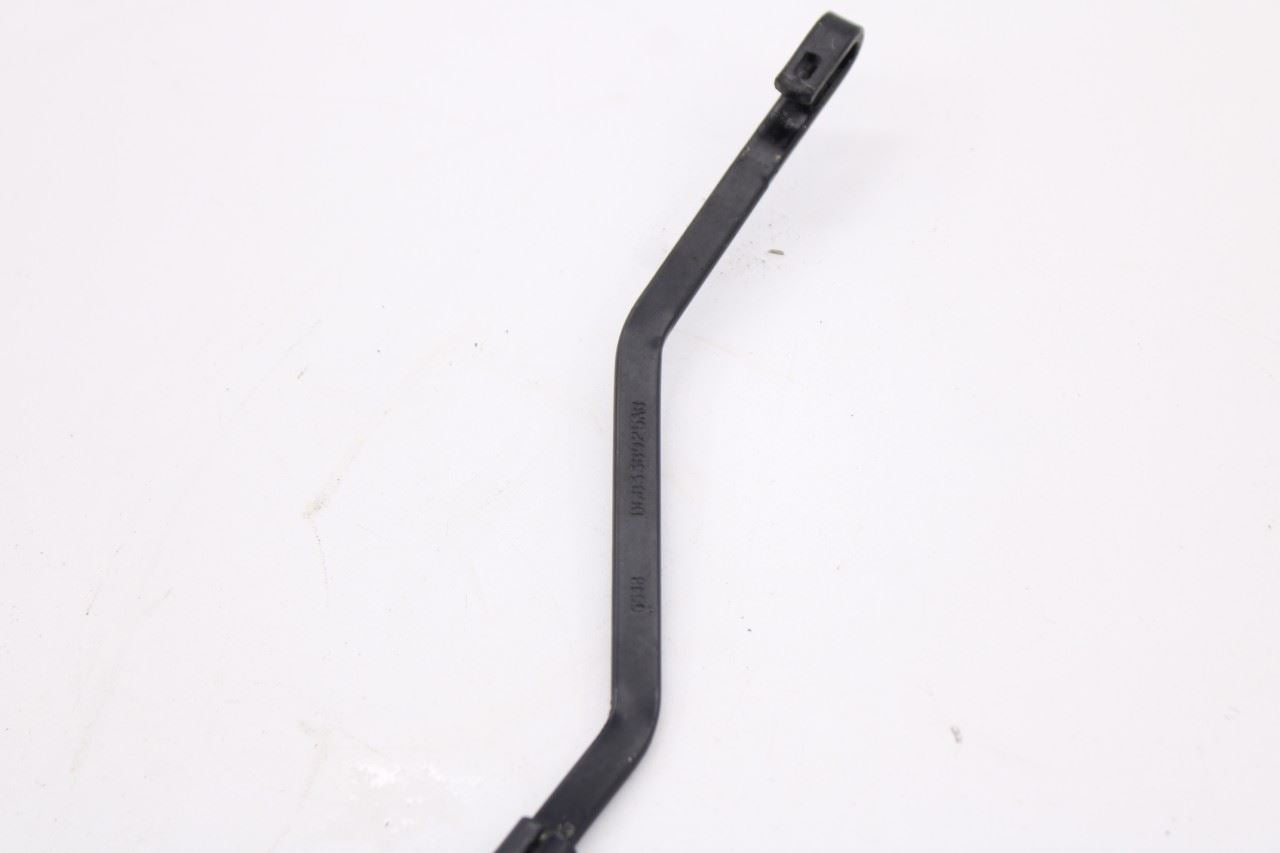 2019-2025 RAM 1500 Big Horn Front Left and Right Windshield Wiper Arm 68338925AB7
