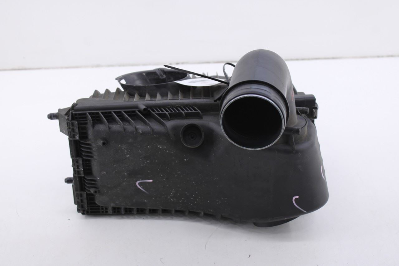 11-14 Porsche Cayenne S 4.8L AWD Passenger Right Side Air Intake Cleaner w/ Hose3