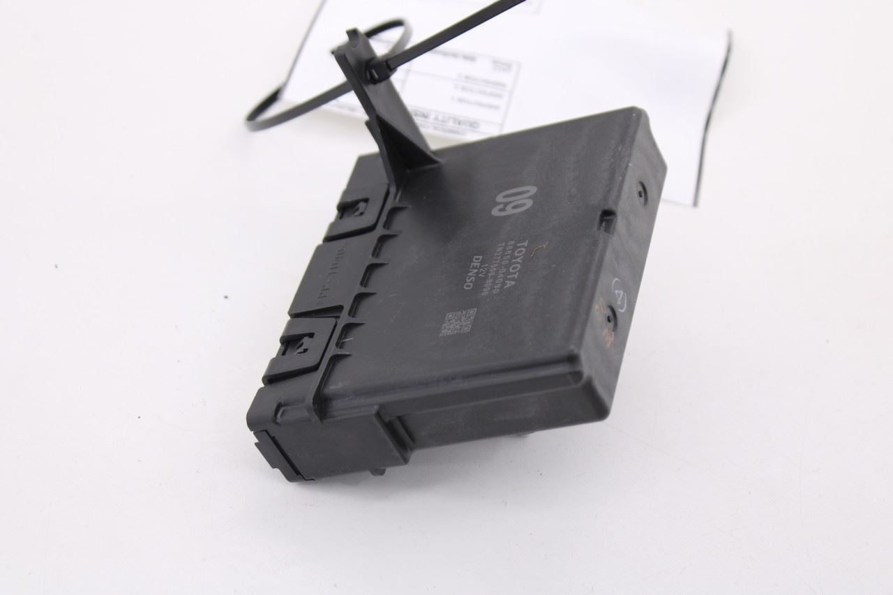 2020-2023 Toyota Tacoma SR5 Temperature AC Amplifier Control Module 88650-0409010