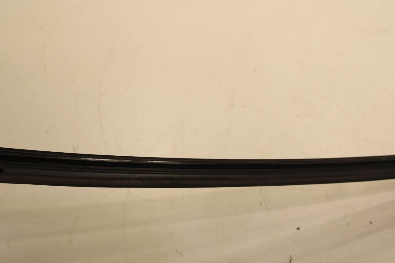 10-15 BMW 750i xDrive LH and RH Roof Top Upper Rack Rail Molding 51137221817 OEM17