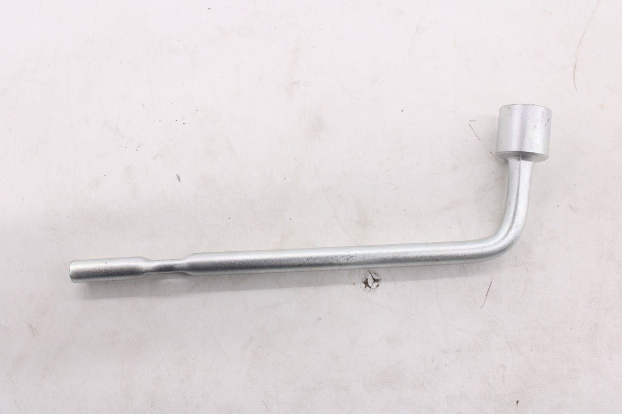 2011-2025 Mitsubishi Outlander Sport SE 2.0L 4WD Scissor Lift Jack and Tool Kit - Alshned Auto Parts