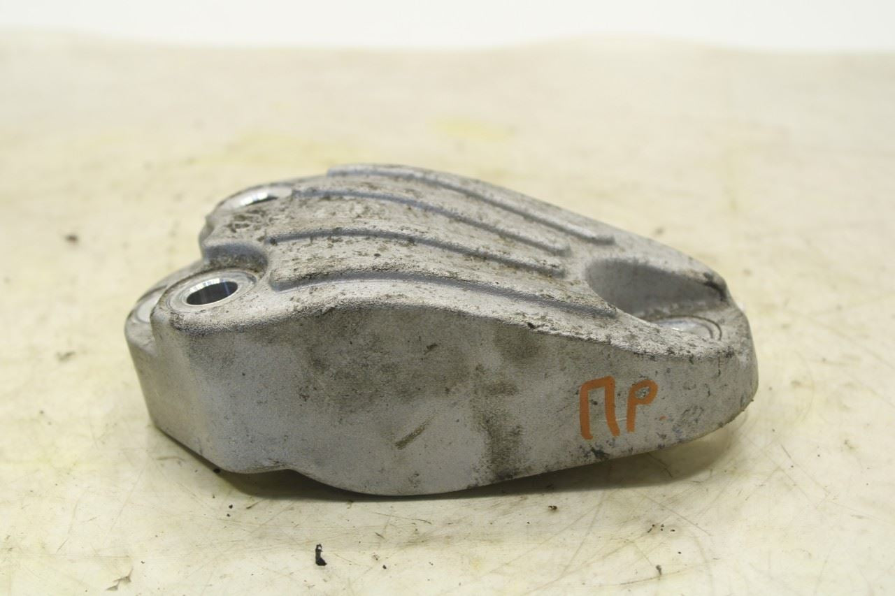 16-20 Kia Sorento LX 3.3L Front Right Upper Engine Mount Bracket 21810-C5200 OEM - Alshned Auto Parts