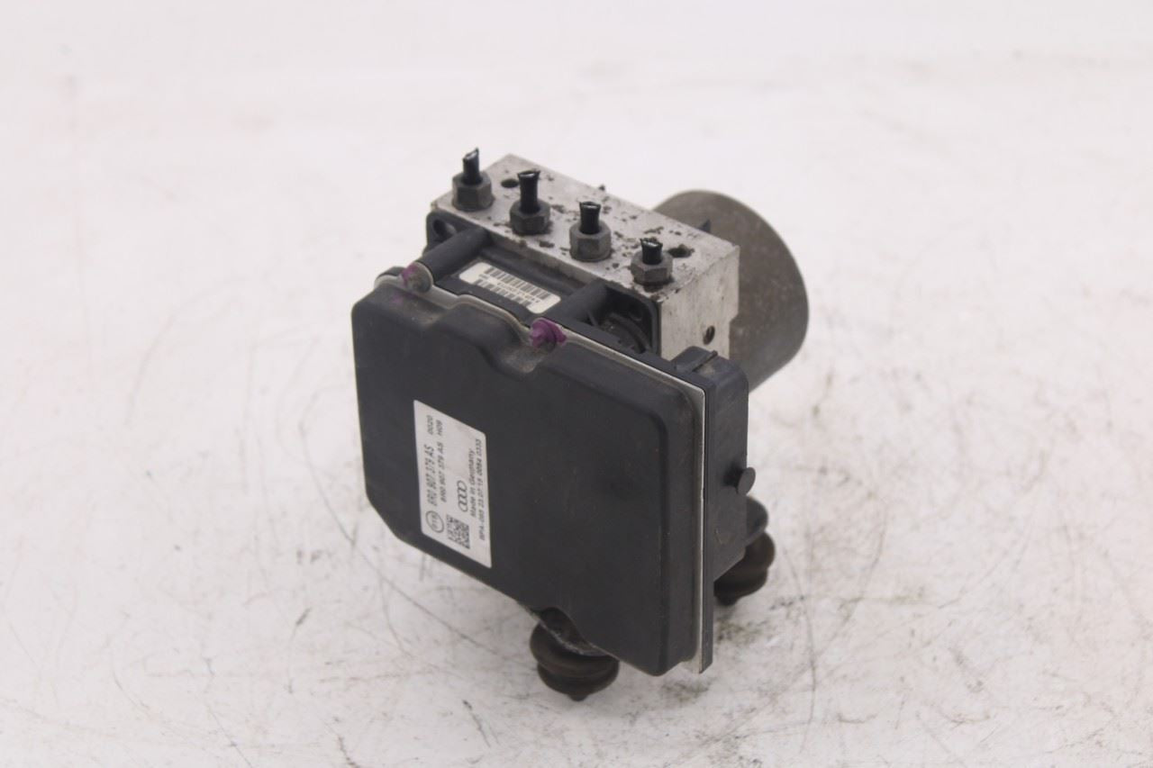 2014-2017 Audi Q5 Premium 2L ABS Anti Lock Brake Pump Control Module 8R0907379AS3