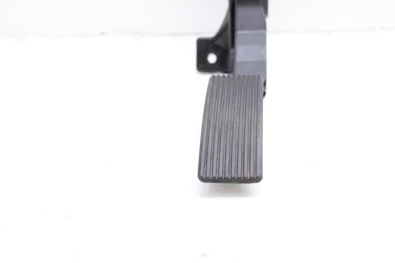 2017-2024 Dodge Durango Throttle Gas Accelerator Pedal Pad 52124785AF OEM - Alshned Auto Parts
