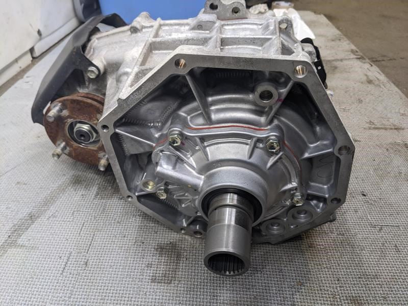 2016-23 Toyota Tacoma 3.5L 6 cylinder 2GRFKS engine AT Transfer Case 36110-040304