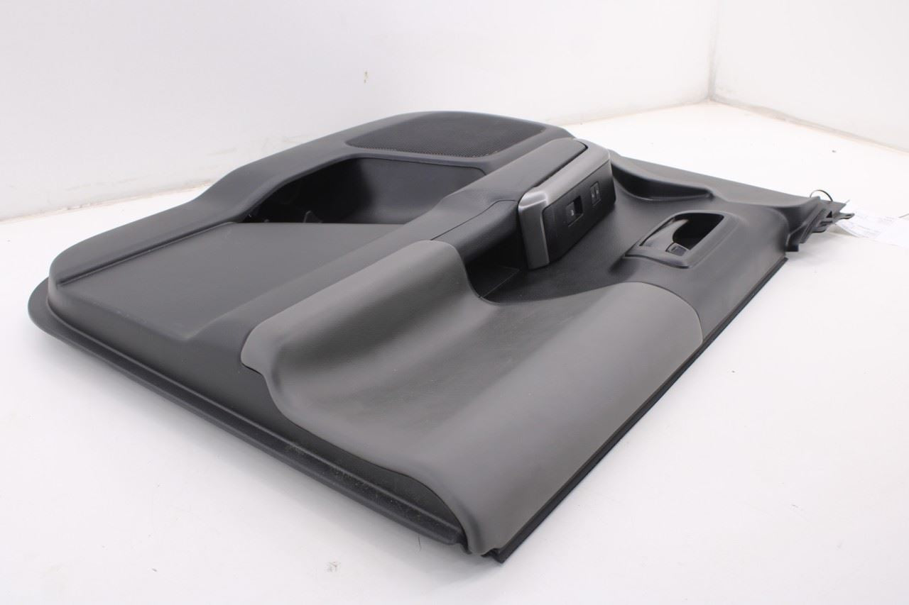 2019-2023 Toyota Tacoma SR5 Front Right Side Door Trim Panel 67610-04451-C4 OEM8