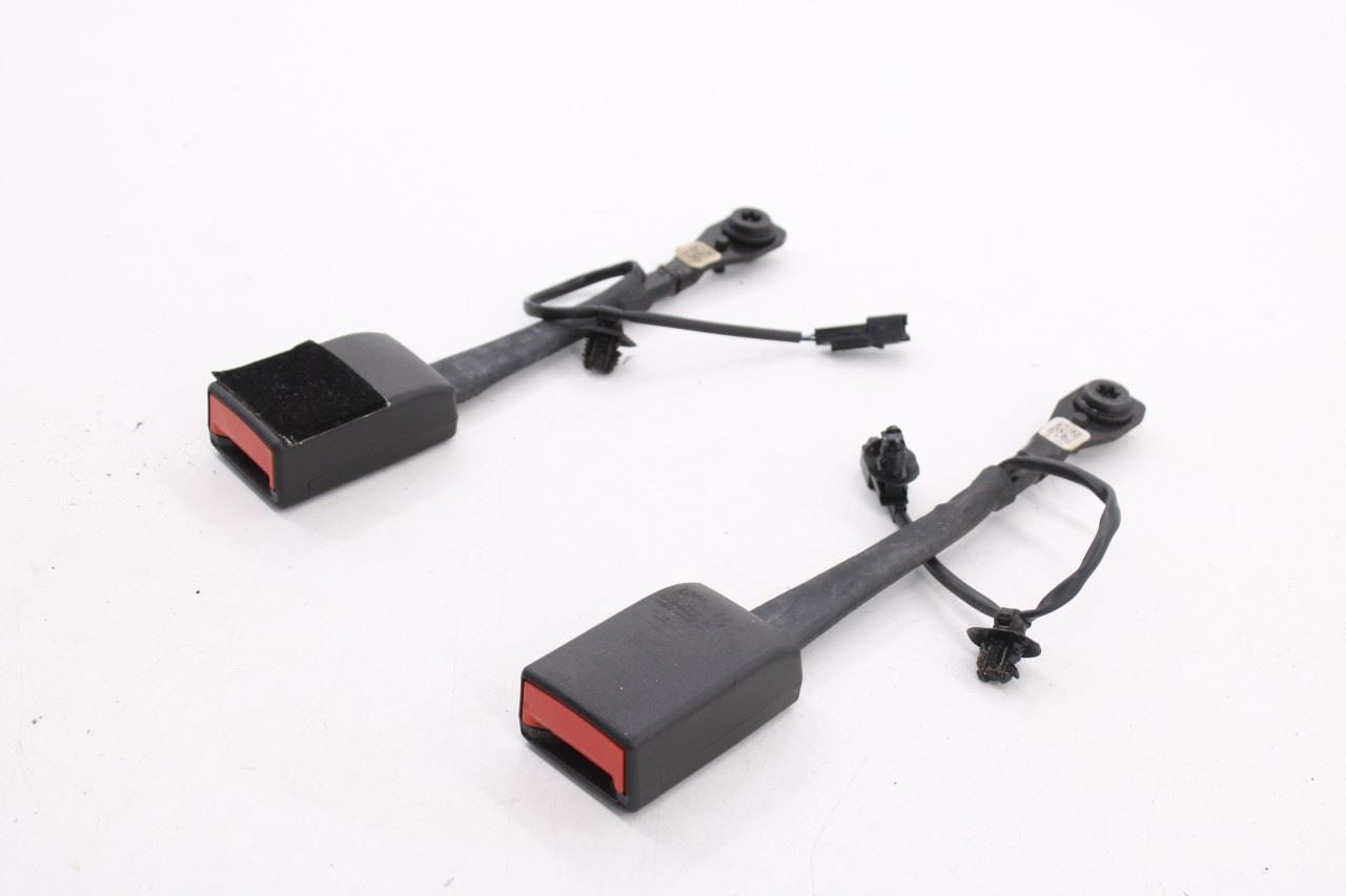 17-19 Buick LaCrosse Premium 3.6L Front Right and Left Side Seat Belt Buckle Set3